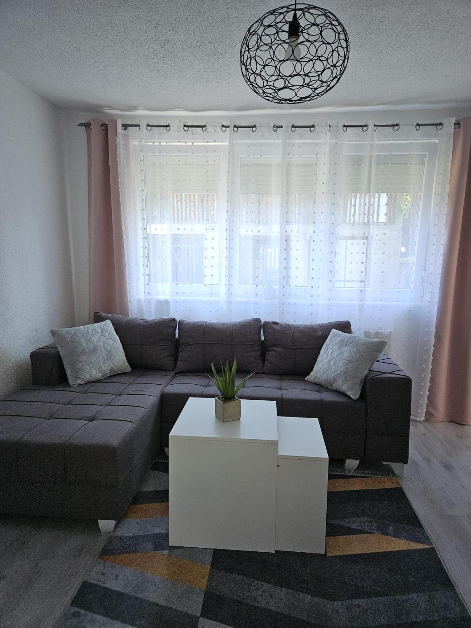 Apartman Aladin Bihać Exteriör bild